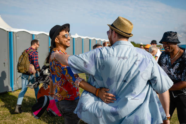 Best Affordable portable toilet rental  in Bratenahl, OH
